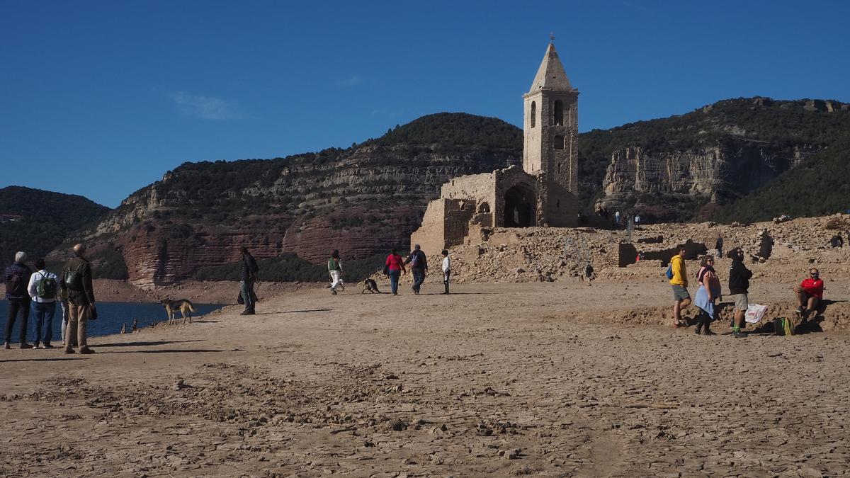 Turismo De Sequ A En El Pantano De Sau Fotos