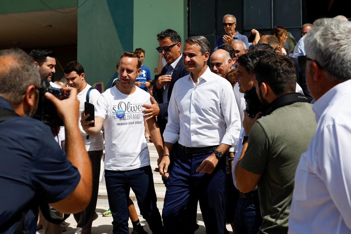 Mitsotakis Y Tsipras Votan En Las Elecciones De Grecia FOTOS