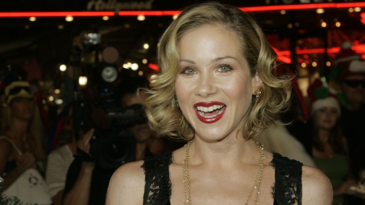 Christina Applegate Anuncia Que Se Retira Por Culpa De Una Enfermedad