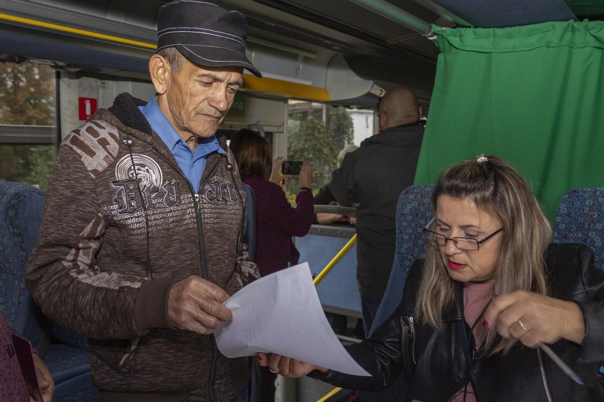 Los referendos en las regiones ocupadas de Ucrania en imágenes FOTOS