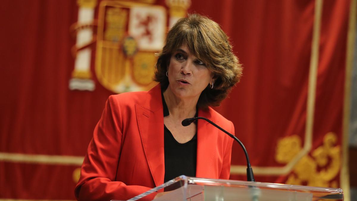 Cese De Dolores Delgado El Gobierno Sustituye A Delgado Por Su N Mero