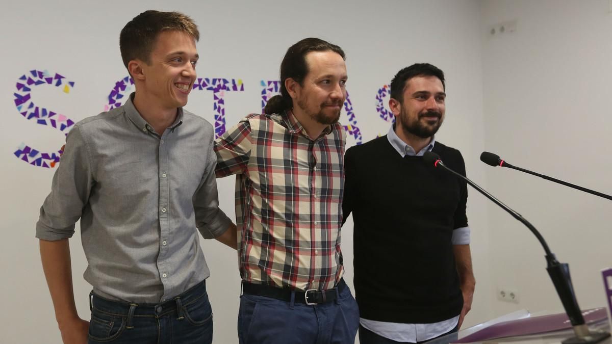 Íñigo Errejón, Pablo Iglesias y Ramón Espinar, este jueves en la sede de Podemos. Íñigo Errejón, Pablo Iglesias y Ramón Espinar, este jueves en la sede de Podemos.
