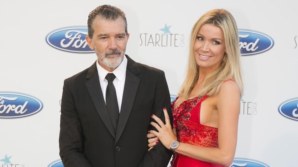 Antonio Banderas y Nicole Kimpel, en la gala Starlite, el pasado sábado en Marbella. Antonio Banderas y Nicole Kimpel, en la gala Starlite, el pasado sábado en Marbella.