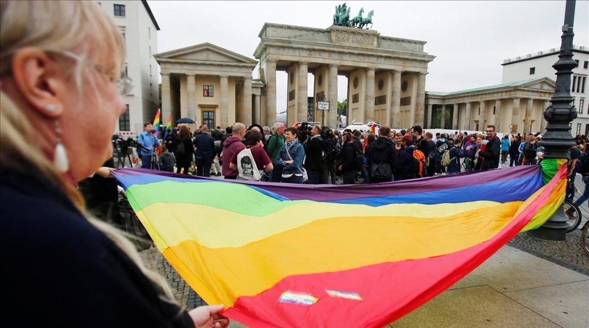 Gay Berlin by Robert Beachy Gay Berlin by Robert Beachy