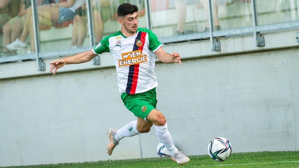 Yusuf Demir, en un partido con el Rapid de Viena. Yusuf Demir, en un partido con el Rapid de Viena.