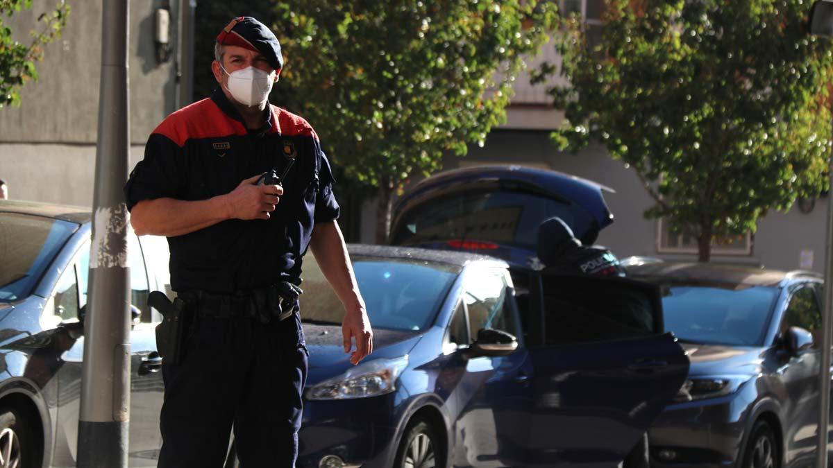 Operación policial en Barcelona contra el tráfico de cocaína.