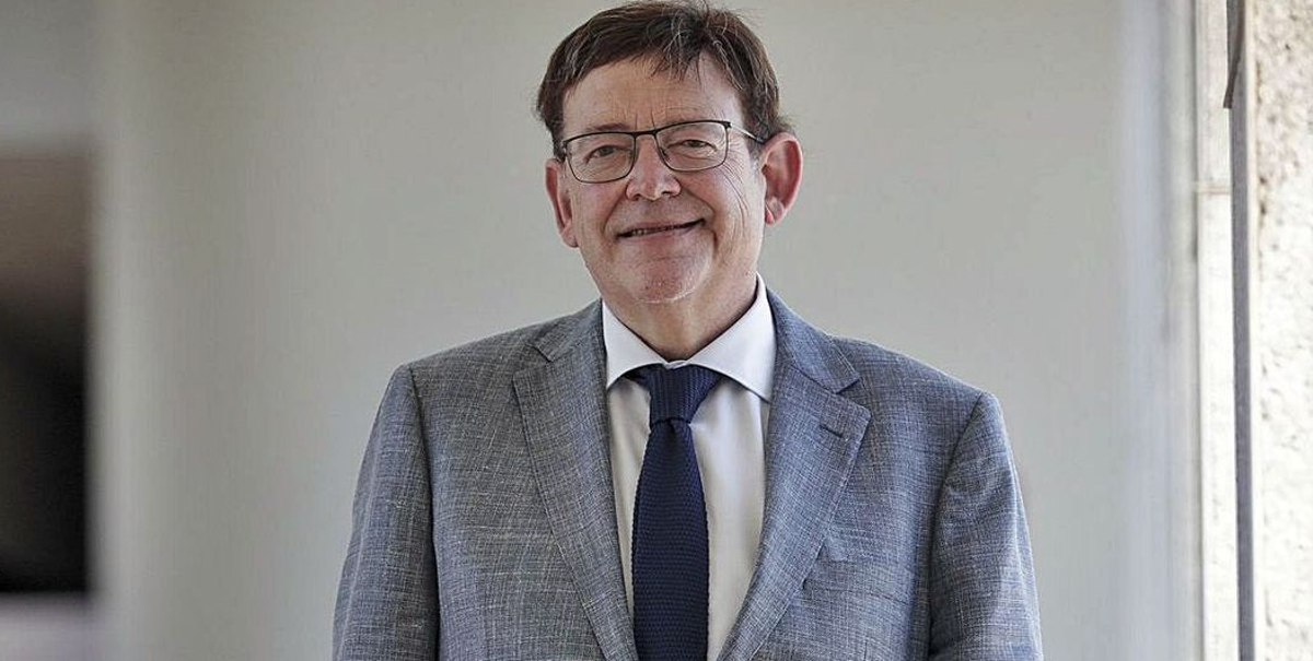 El presidente valenciano, Ximo Puig, posa en el Palacio de Congresos de Palma. El presidente valenciano, Ximo Puig, posa en el Palacio de Congresos de Palma.