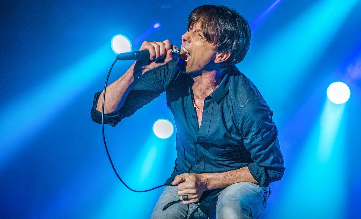 Suede, noche de furia y desmelene en el Vida Festival