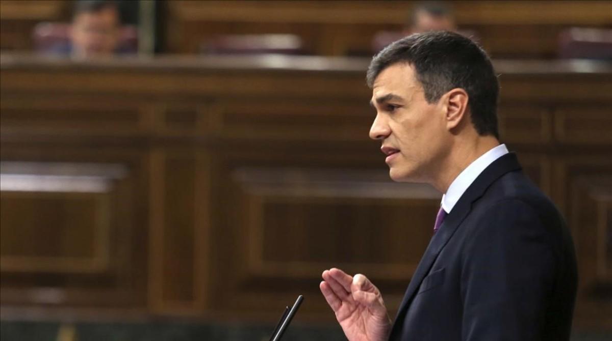 El presidente del Gobierno, Pedro Sánchez, durante su intervención en el pleno del Congreso, el pasado día 27, antes de la reunión del Consejo Europeo.