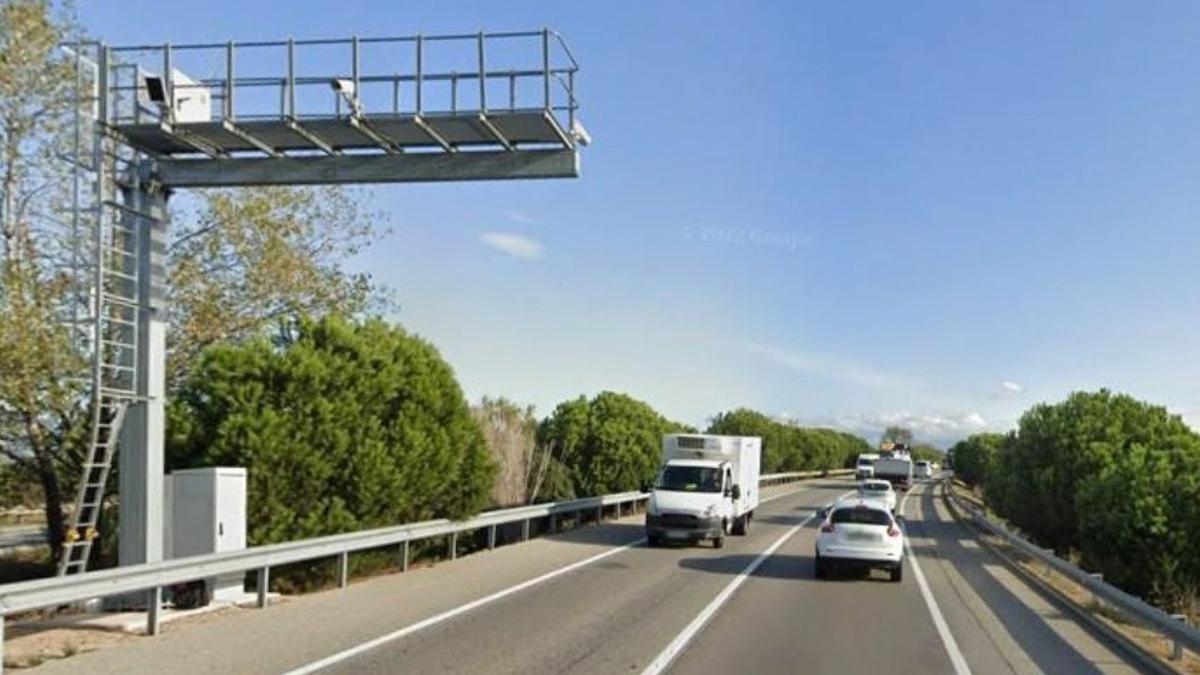 Nuevo radar de tramo en la carretera C-59 en Palau-solità i Plegamans (Barcelona)