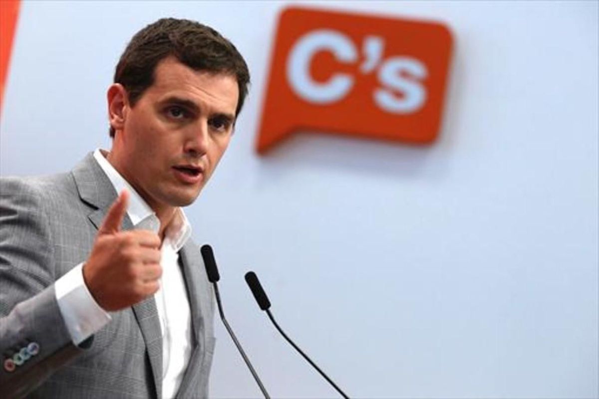 Albert Rivera, durante la rueda de prensa que ofreció para comentar los resultados del 26-J. Albert Rivera, durante la rueda de prensa que ofreció para comentar los resultados del 26-J.