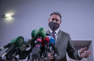 El alcalde de Sevilla y candidato en las primarias del PSOE-A, Juan Espadas, el pasado 6 de mayo de 2021 en Alcalá de Guadaíra. 