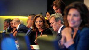 Junta de accionistas de El Corte Inglés con la presidenta del grupo, Marta Álvarez, en el centro.