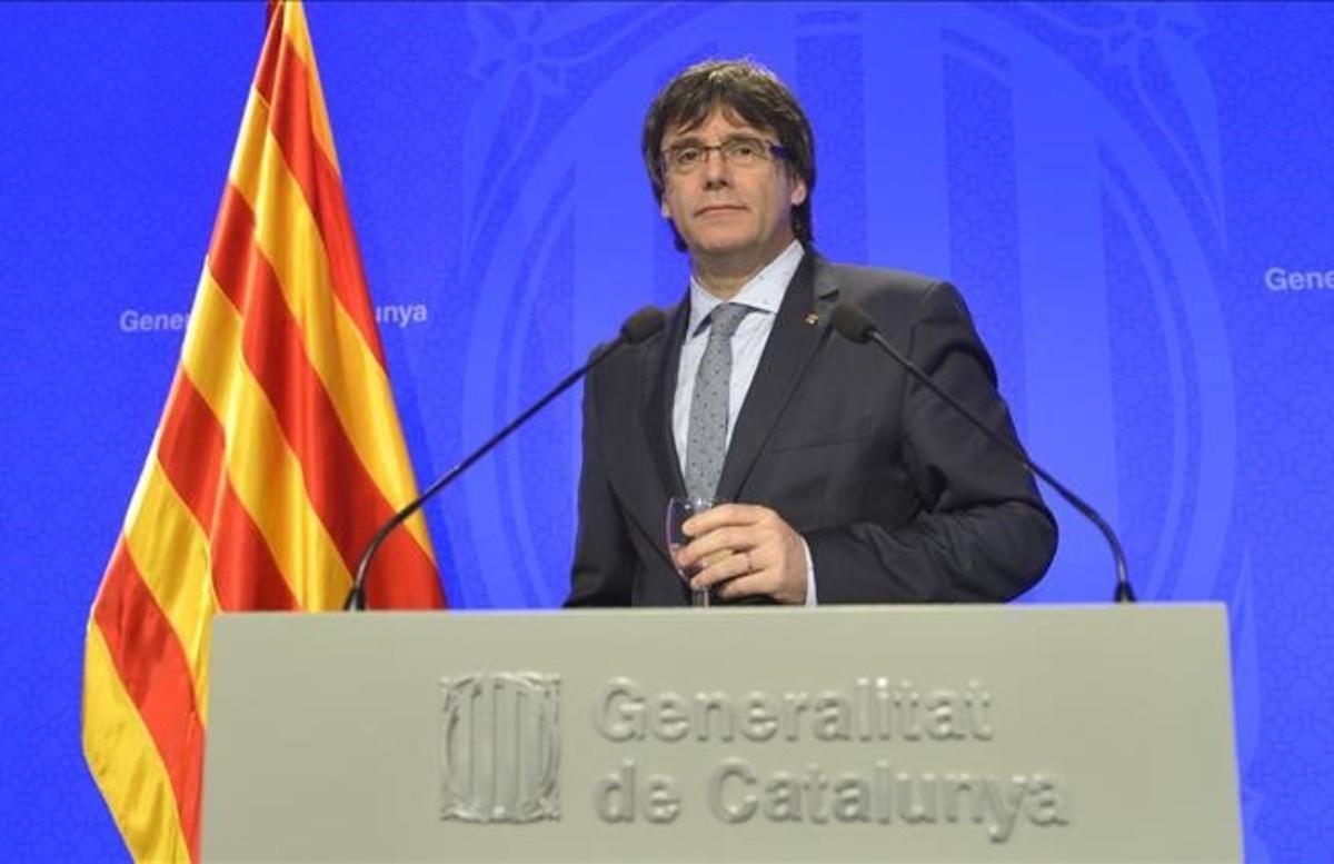 El ’president’ Puigdemont en la rueda de prensa de presentación del plan de Govern. El ’president’ Puigdemont en la rueda de prensa de presentación del plan de Govern.