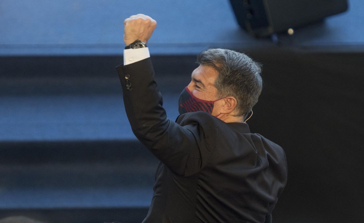 Laporta trenca el seu silenci i avala replantejar la Superlliga Laporta trenca el seu silenci i avala replantejar la Superlliga