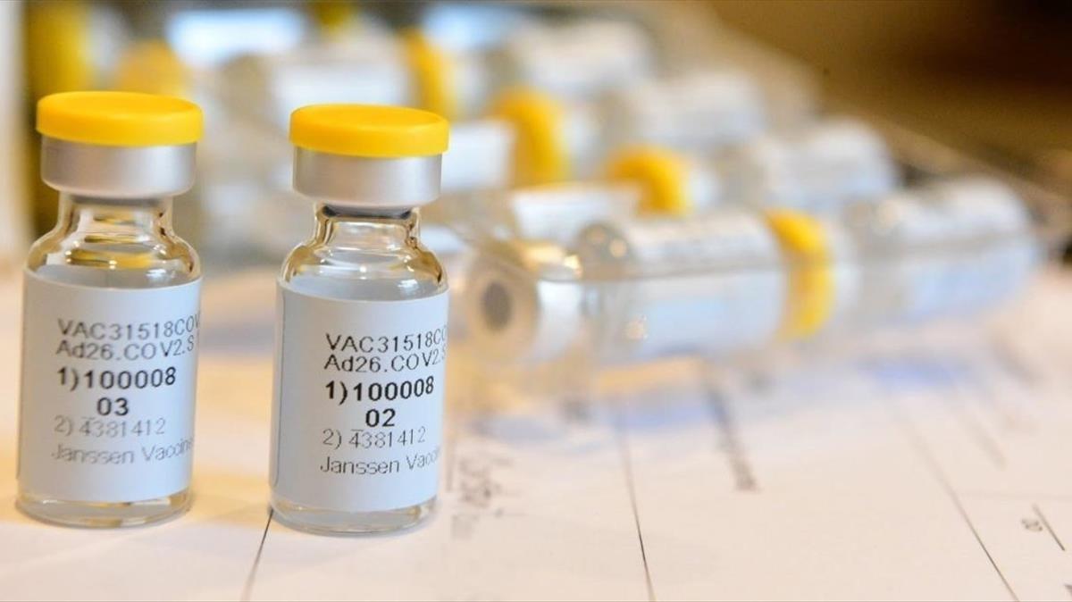 Vacunas monodosis de Janseen contra el covid.