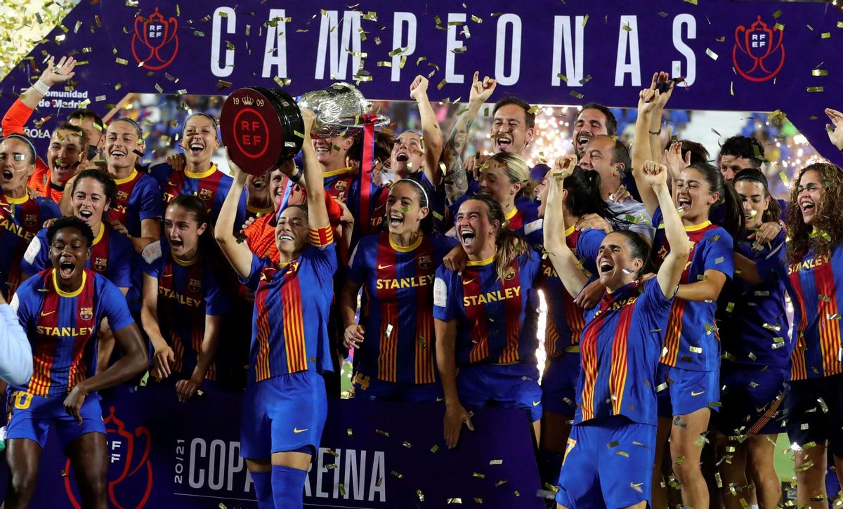 Las jugadoras del FC Barcelona celebran el título de la Copa de la Reina Las jugadoras del FC Barcelona celebran el título de la Copa de la Reina