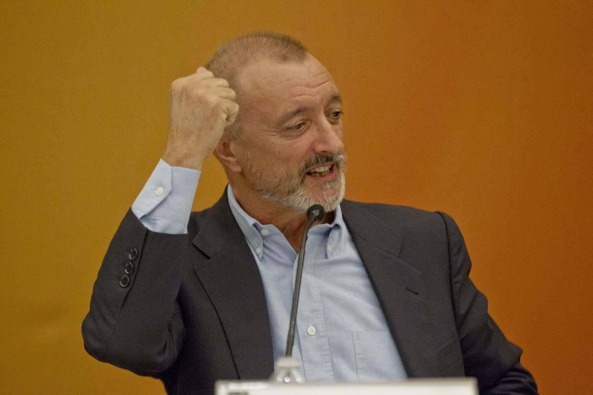 Arturo Pérez-Reverte, el 26 de noviembre del 2017, en una rueda de prensa ofrecida en la Ciudad de Guadalajara (México) con motivo de la Feria Internacional del Libro (FIL) de Guadalajara. Arturo Pérez-Reverte, el 26 de noviembre del 2017, en una rueda de prensa ofrecida en la Ciudad de Guadalajara (México) con motivo de la Feria Internacional del Libro (FIL) de Guadalajara.