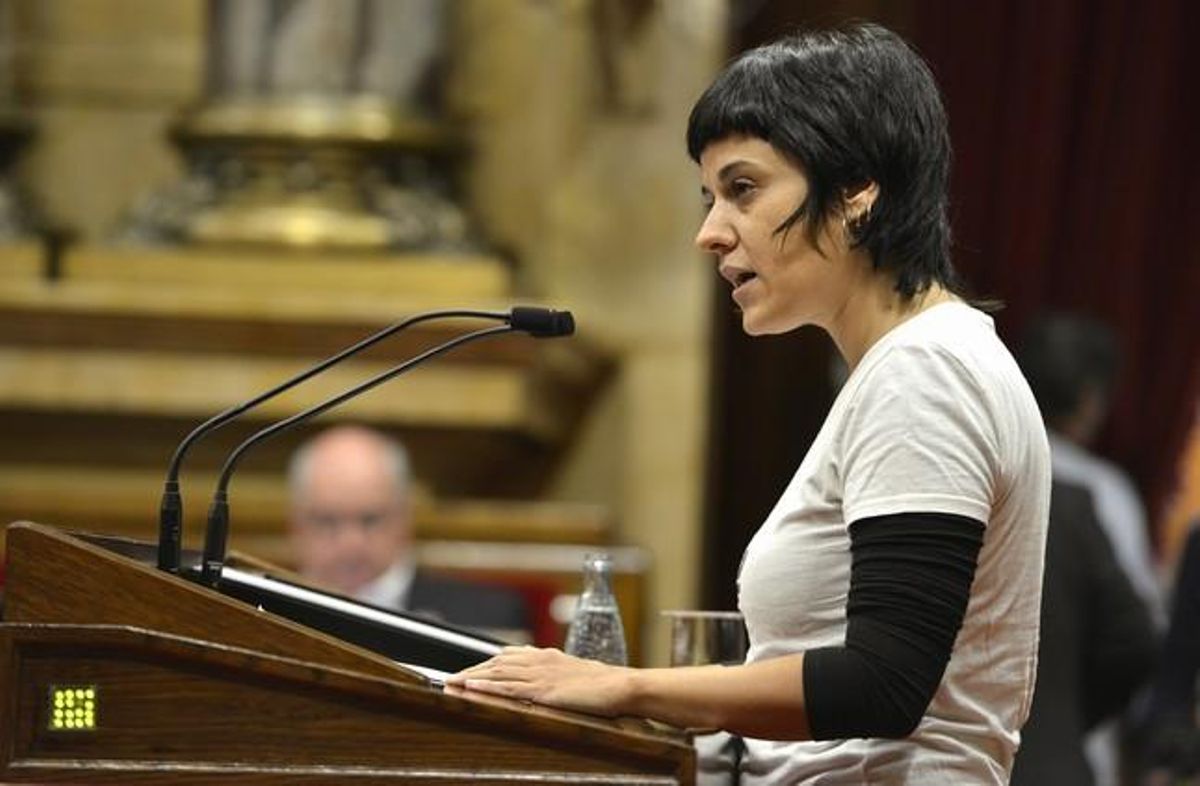 La diputada de la CUP, Anna Gabriel, en el Parlament. La diputada de la CUP, Anna Gabriel, en el Parlament.