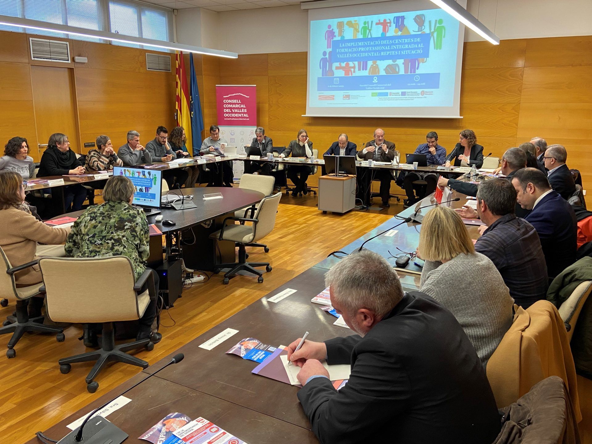 
                 El PSC se refuerza en el Consell Comarcal del Vallès Occidental mientras ERC retrocede 
            