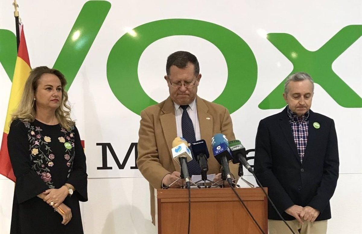 Vox felicita el Ramadà als musulmans de Melilla però després recula Vox felicita el Ramadà als musulmans de Melilla però després recula