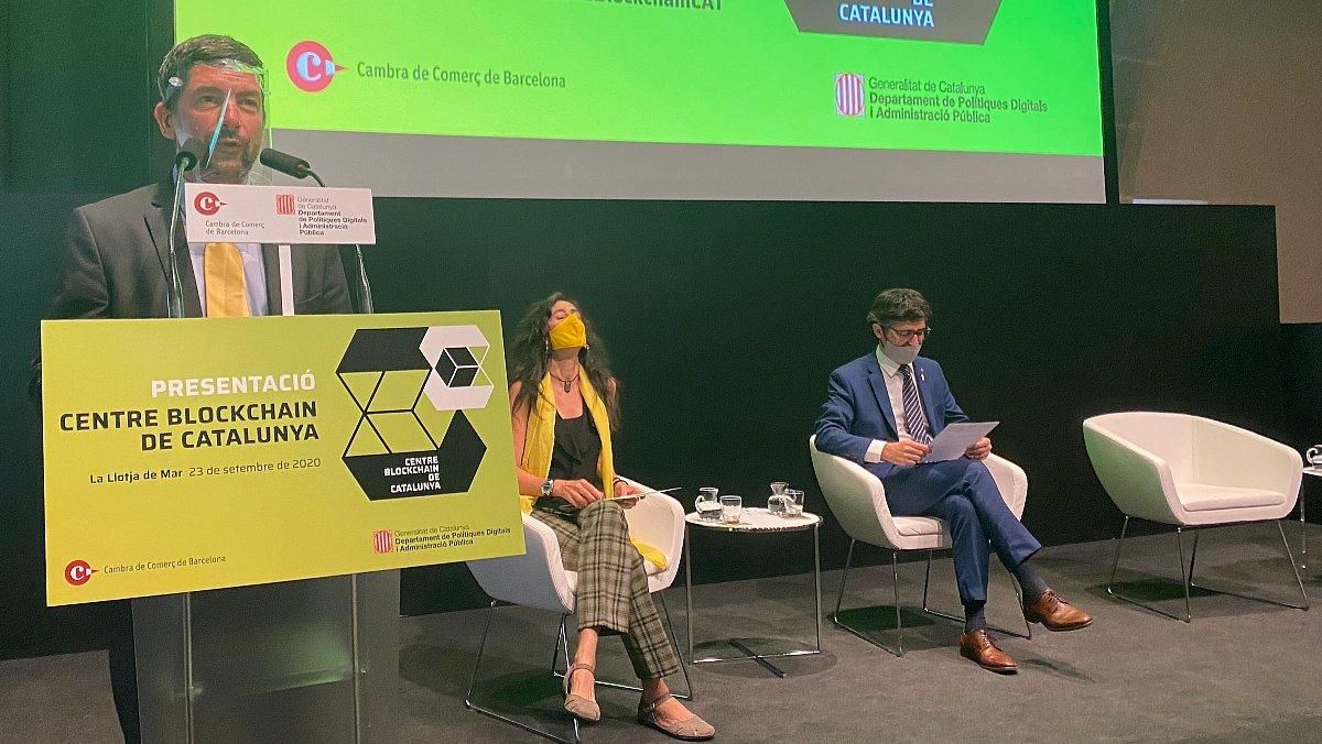 Canadell, Roca y Puigneró, durante la presentación del Centre Blockchain de Catalunya. Canadell, Roca y Puigneró, durante la presentación del Centre Blockchain de Catalunya.