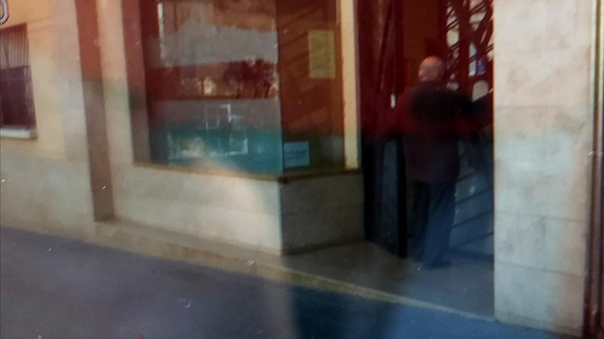 El rector de Constantí deixa el seu càrrec després de conèixer-se que va estar apartat per presumptes abusos i pornografia infantil El rector de Constantí deixa el seu càrrec després de conèixer-se que va estar apartat per presumptes abusos i pornografia infantil