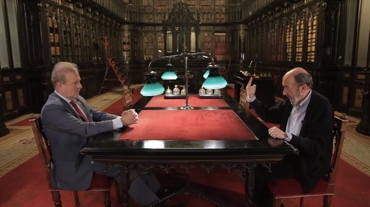 Manuel Campo Vidal y Alfredo Pérez Rubalcaba. Manuel Campo Vidal y Alfredo Pérez Rubalcaba.
