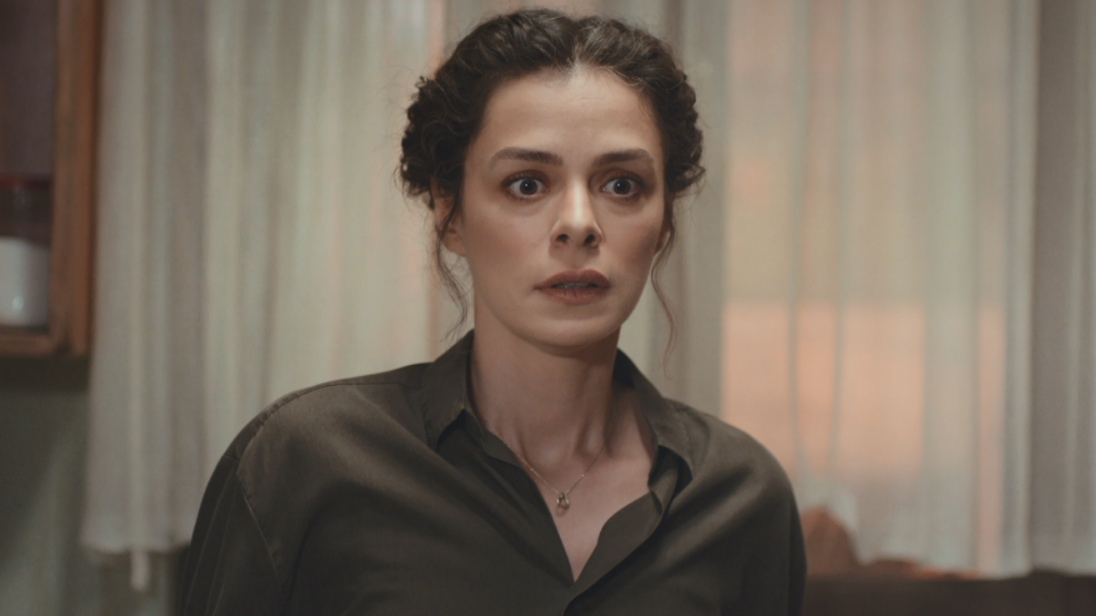 'Mujer' en Antena 3: las nuevas ilusiones de Bahar quedarán destruidas por un disparo 'Mujer' en Antena 3: las nuevas ilusiones de Bahar quedarán destruidas por un disparo