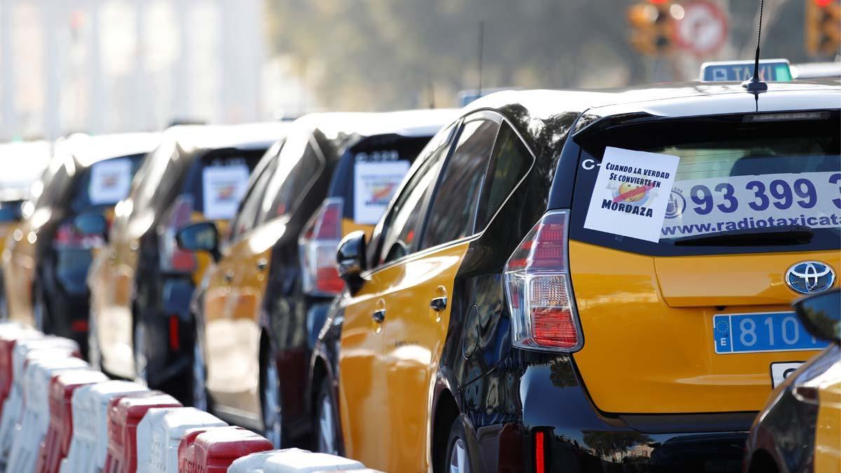 Élite Taxi convoca una marxa lenta a Barcelona per la pujada dels carburants