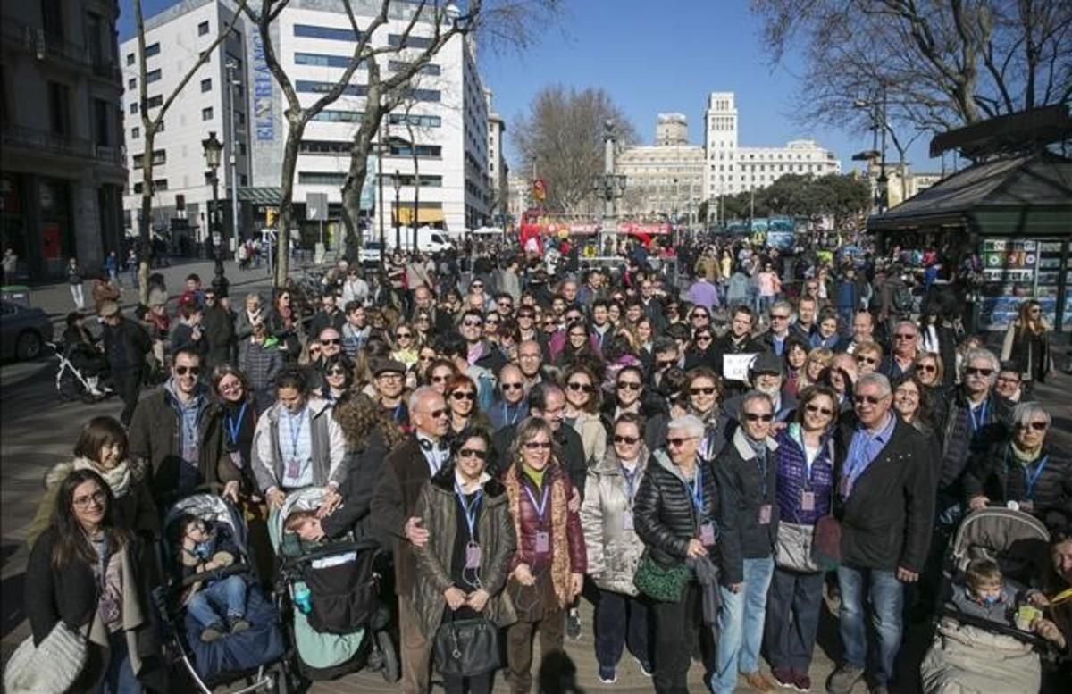 Els guies turístics rebutgen una Barcelona massificada de visitants Els guies turístics rebutgen una Barcelona massificada de visitants