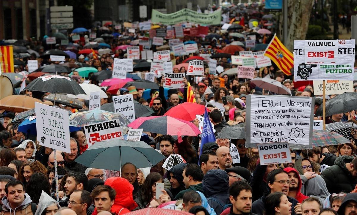 Manifestación de 90 colectivos de 23 provincias de la España vaciada en Madrid, el pasado 31 de marzo.