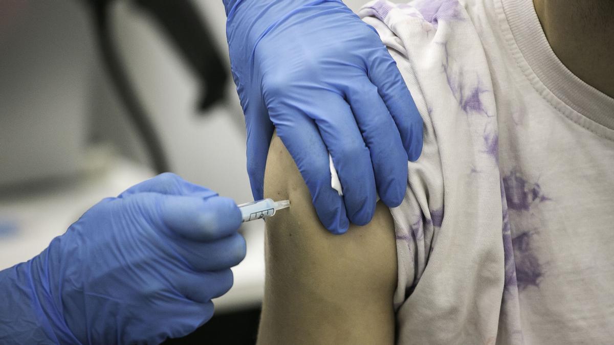 El risc de rebrot al Baix Llobregat arriba a xifres rècord des de l’inici de la pandèmia