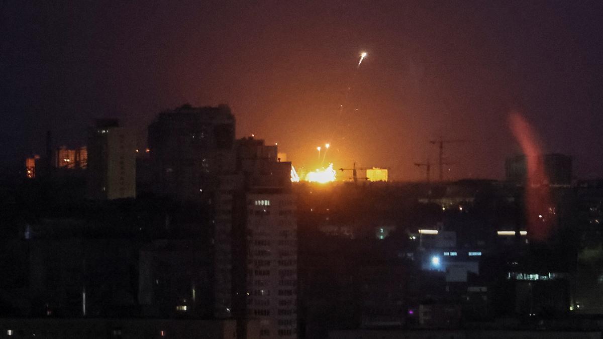 Ataque ruso con misiles sobre Kiev, la madrugada del 6 de junio del 2023.