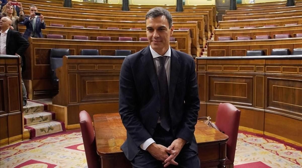 Pedro Sánchez, después de ganar la mocion de censura, el pasado 1 de junio en el Congreso. Pedro Sánchez, después de ganar la mocion de censura, el pasado 1 de junio en el Congreso.