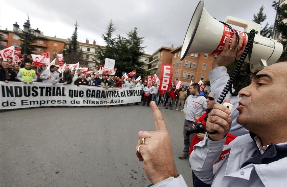Protesta de trabajadores de Nissan en Ávila en eun conflicto en el 2010. Protesta de trabajadores de Nissan en Ávila en eun conflicto en el 2010.