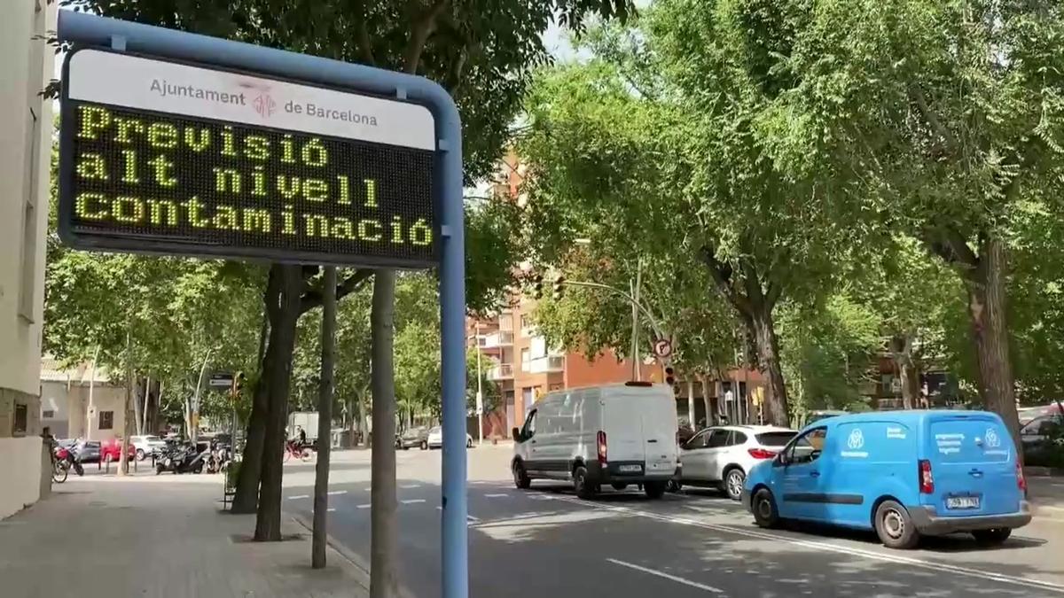 Activado un aviso por polución de partículas en el área metropolitana de Barcelona.
