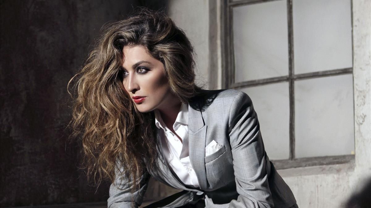 Estrella Morente, en una imagen promocional. Estrella Morente, en una imagen promocional.