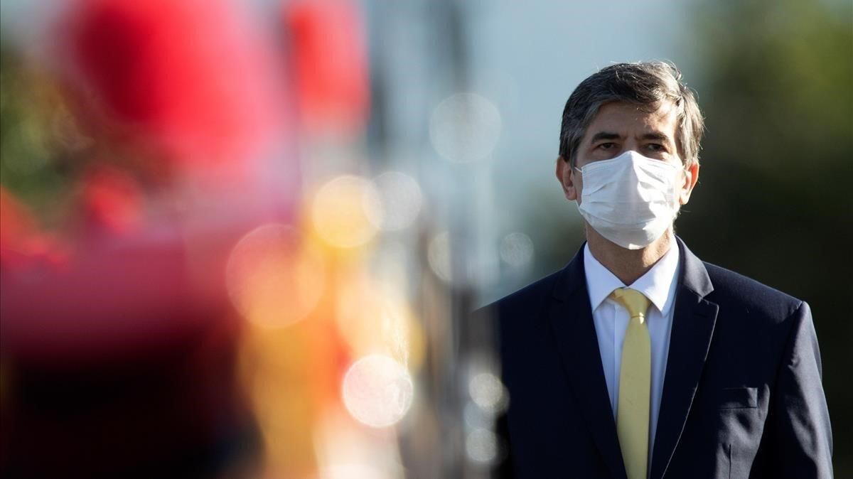 El dimitido ministro de Salud de Brasil, Nelsol Teich, en un acto el pasado martes. El dimitido ministro de Salud de Brasil, Nelsol Teich, en un acto el pasado martes.