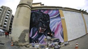Barcelona ultima un cambio de modelo en la gestión de los muros legales para grafiteros