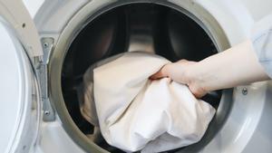 Detergente en tiras: es el producto más innovador de 2023 para tu lavadora que ya arrasa