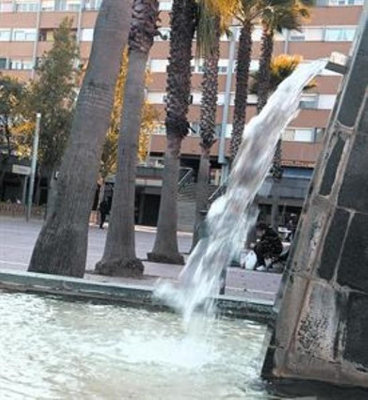 Punto de encuentro8 La plaza es el centro neurálgico del barrio. Punto de encuentro8 La plaza es el centro neurálgico del barrio.