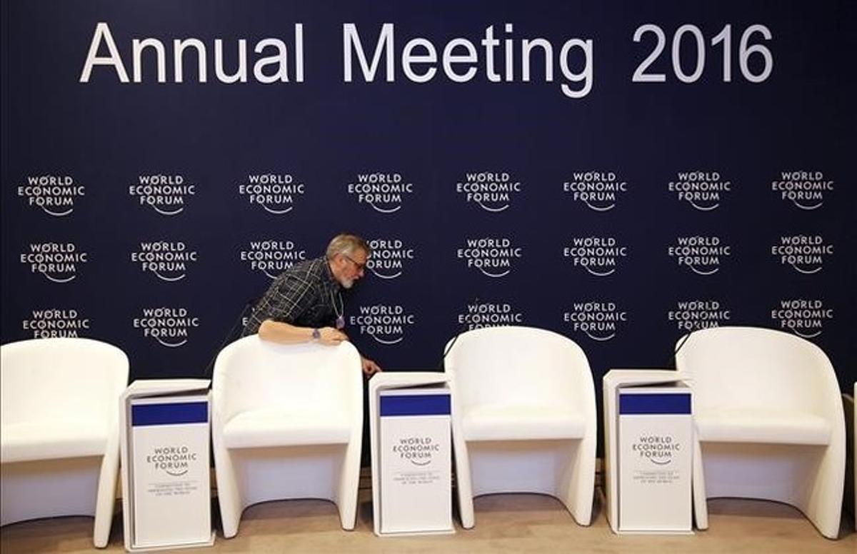 Preparativos del Centro de Congresos de Davos, Suiza, sede del Forum Económico Mundial