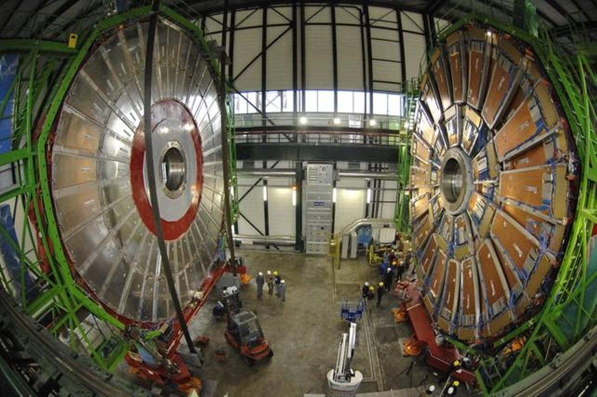 Uno de los grandes aparatos utilizados en la búsqueda del bosón de Higgs. Uno de los grandes aparatos utilizados en la búsqueda del bosón de Higgs.