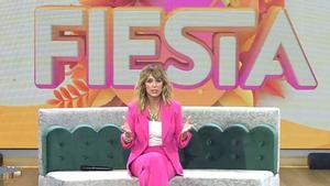 Emma García en ’Fiesta’, nuevo programa de Tele 5 para las tardes de los sábados.