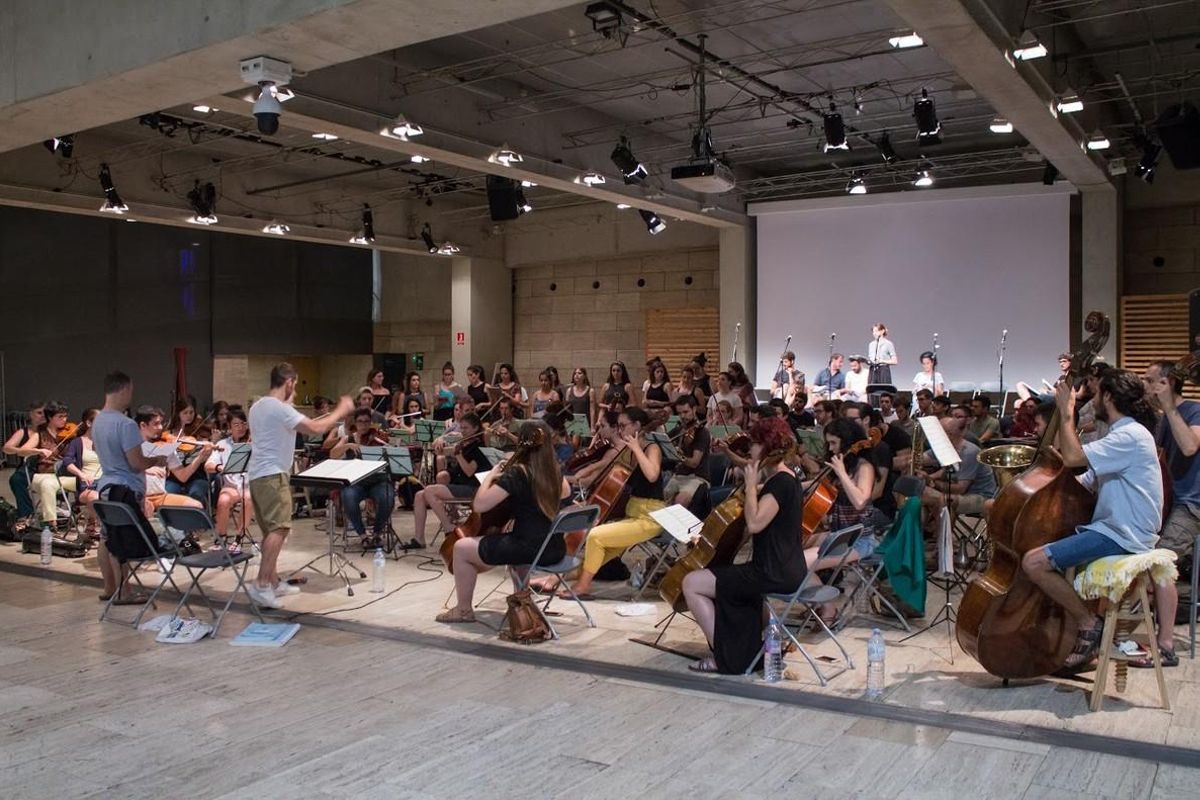 El equipo de ’Carousel’ durante uno de los últimos ensayos del musical. El equipo de ’Carousel’ durante uno de los últimos ensayos del musical.