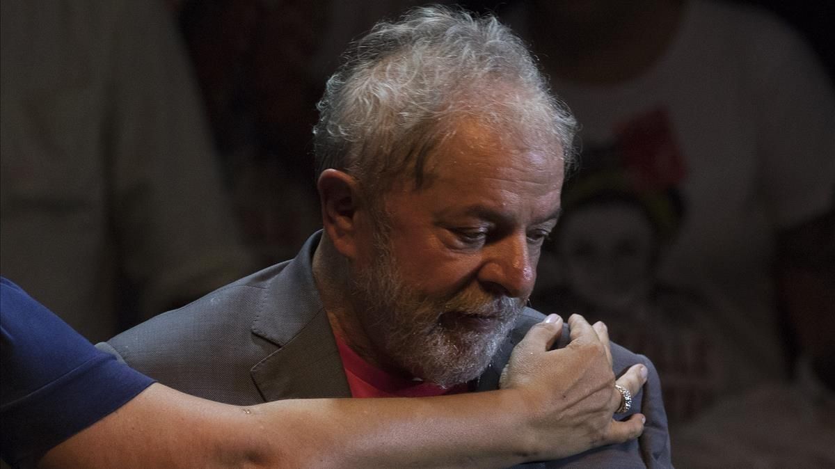 Brasil, el final d'un idil·li Brasil, el final d'un idil·li
