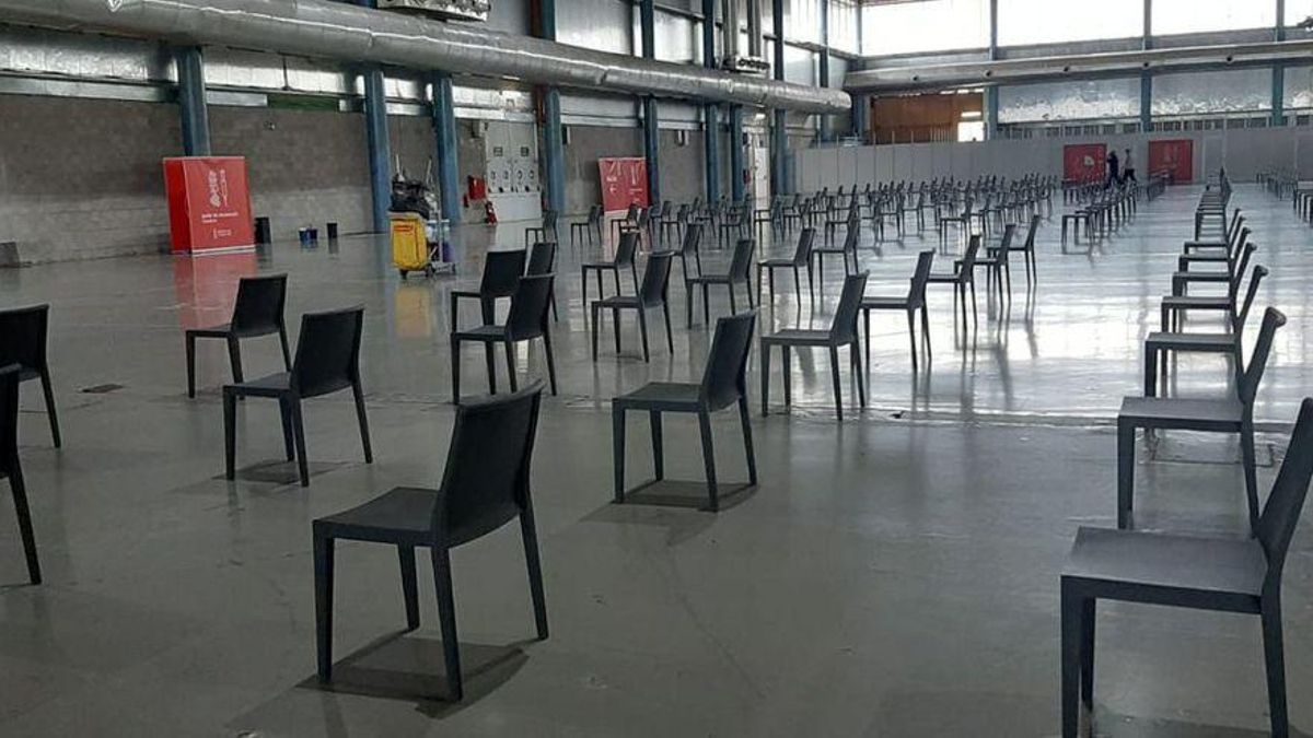 Més de 80 societats científiques demanen als polítics que no parin de vacunar Més de 80 societats científiques demanen als polítics que no parin de vacunar