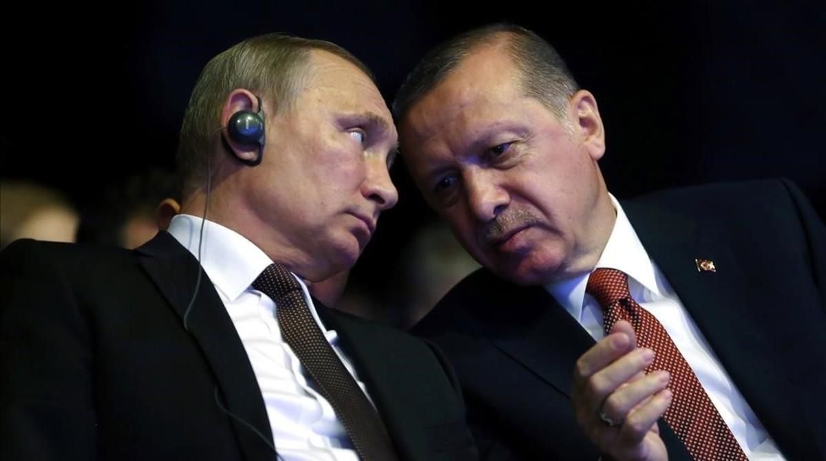 Los presidentes de Rusia, Vladimir Putin, y de Turquía, Recep Tayyip Erdogan, en Estambul. Los presidentes de Rusia, Vladimir Putin, y de Turquía, Recep Tayyip Erdogan, en Estambul.