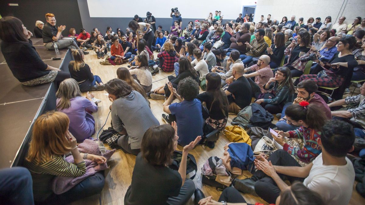 Participantes en el Festival de Cultura Txarnega, en la fábrica Fabra i Coats de Barcelona, en abril de 2019. Participantes en el Festival de Cultura Txarnega, en la fábrica Fabra i Coats de Barcelona, en abril de 2019.